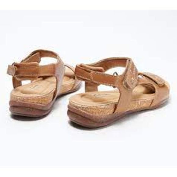 Clarks Roseville Mae women's Leather sling-back Sandals light Tan - Picture 3 of 5